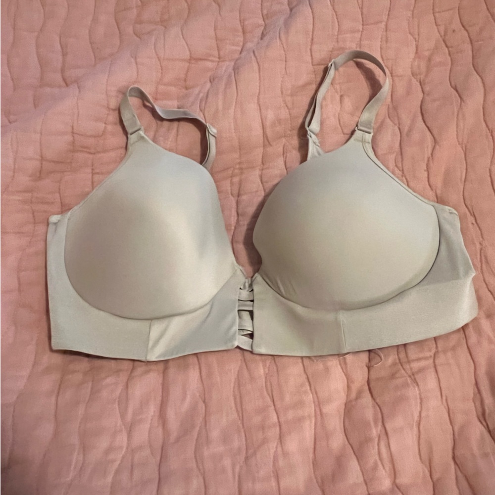 Leonisa 38B